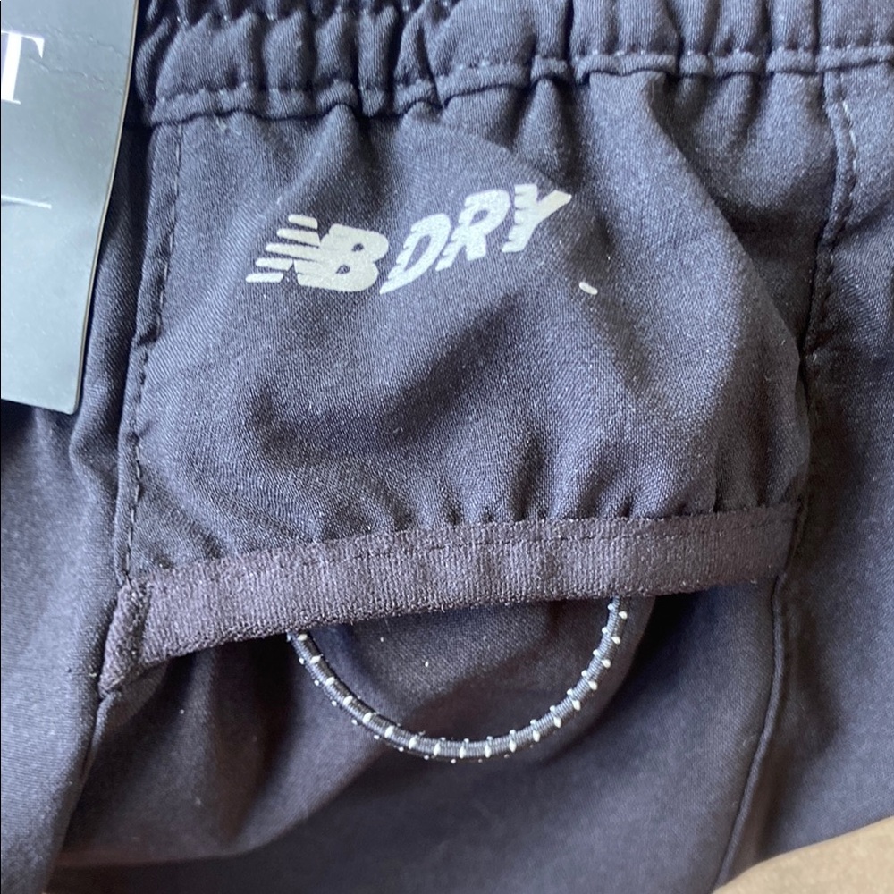NWT New Balance Men's Black Shorts - Picture 5 of 9
